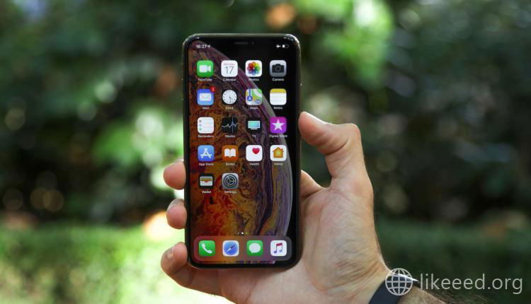 iPhone XS Max Review And Comment