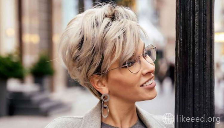 Darina Shurdukalova Short Hairstyles
